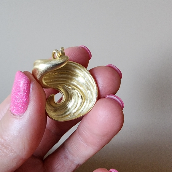 YUHAN WANG Gold Hair Earrings - Picture 6 of 8